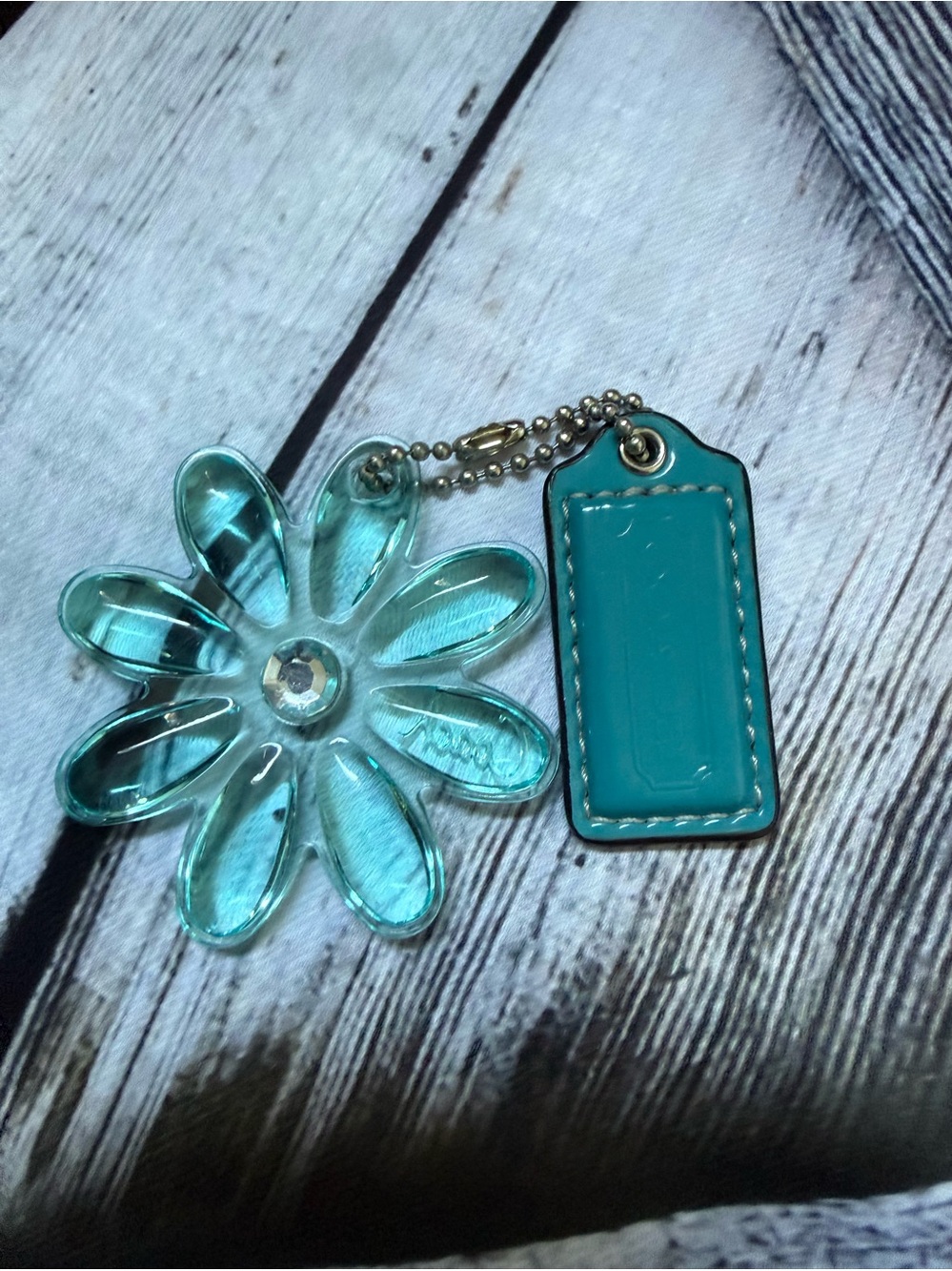 Coach poppy hand tags (2)